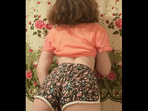 ❤️ ʻO ka pēpē ʻōpio uʻi e wehe ana i kona mau pōkole ma ka pahupaʻikiʻi Sex video ma haw.assistentai.ru ❤
